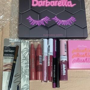 Brand new cosmetic bundle of 11 new products includes everything you see nwt